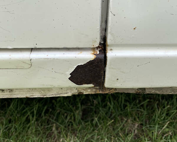 Білий Фольксваген Transporter, об'ємом двигуна 2.5 л та пробігом 307 тис. км за 6500 $, фото 13 на Automoto.ua