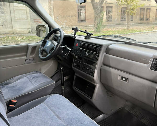 Білий Фольксваген Transporter, об'ємом двигуна 2.5 л та пробігом 445 тис. км за 7300 $, фото 38 на Automoto.ua