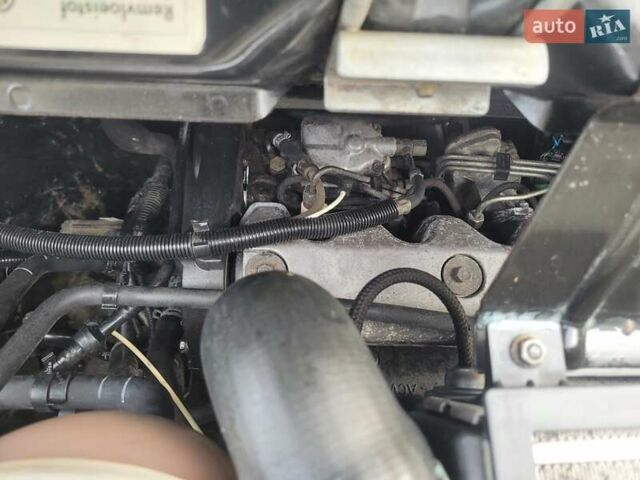 Белый Фольксваген Transporter, объемом двигателя 2.5 л и пробегом 441 тыс. км за 7550 $, фото 47 на Automoto.ua