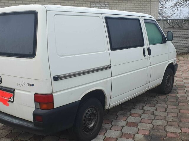 Белый Фольксваген Transporter, объемом двигателя 2.5 л и пробегом 386 тыс. км за 7200 $, фото 6 на Automoto.ua