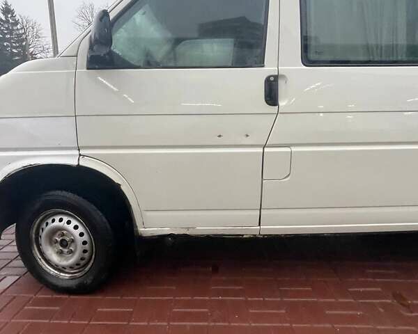 Белый Фольксваген Transporter, объемом двигателя 2.5 л и пробегом 510 тыс. км за 5000 $, фото 11 на Automoto.ua