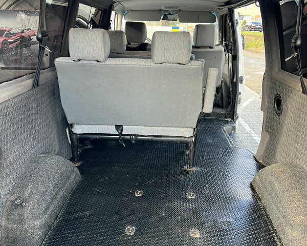 Белый Фольксваген Transporter, объемом двигателя 2.46 л и пробегом 453 тыс. км за 7200 $, фото 9 на Automoto.ua