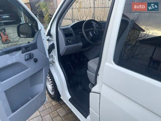 Белый Фольксваген Transporter, объемом двигателя 1.9 л и пробегом 370 тыс. км за 6500 $, фото 14 на Automoto.ua