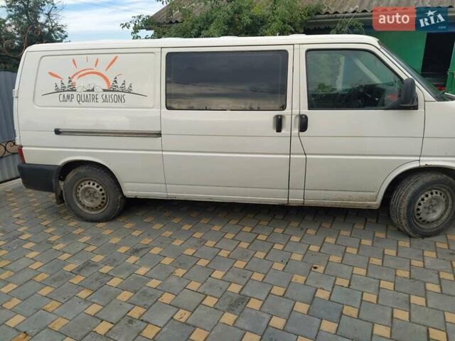 Белый Фольксваген Transporter, объемом двигателя 2.5 л и пробегом 250 тыс. км за 7300 $, фото 1 на Automoto.ua