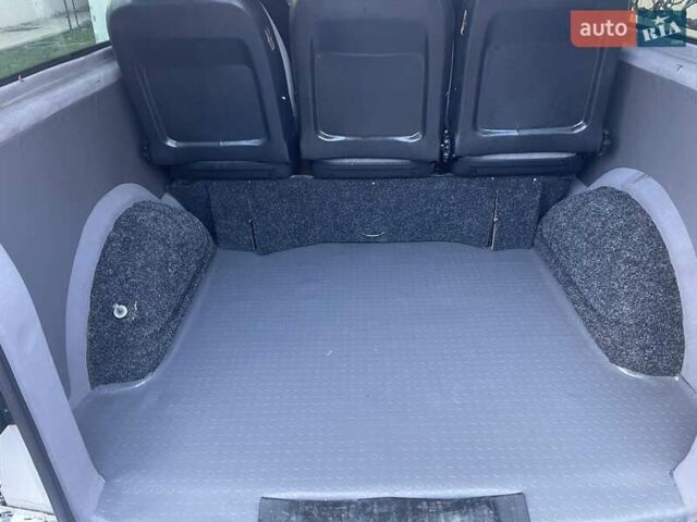Белый Фольксваген Transporter, объемом двигателя 1.9 л и пробегом 370 тыс. км за 6500 $, фото 24 на Automoto.ua