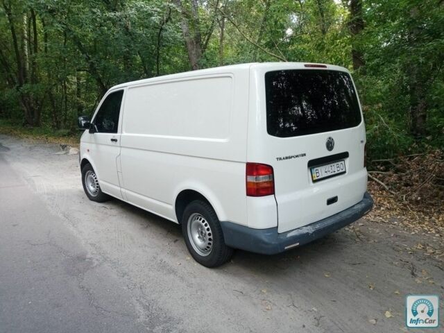Белый Фольксваген Transporter, объемом двигателя 1.9 л и пробегом 380 тыс. км за 5800 $, фото 3 на Automoto.ua