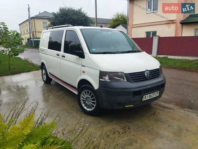 Белый Фольксваген Transporter, объемом двигателя 2.5 л и пробегом 298 тыс. км за 7400 $, фото 5 на Automoto.ua
