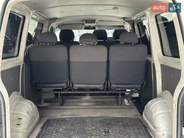 Білий Фольксваген Transporter, об'ємом двигуна 1.9 л та пробігом 240 тис. км за 7650 $, фото 7 на Automoto.ua