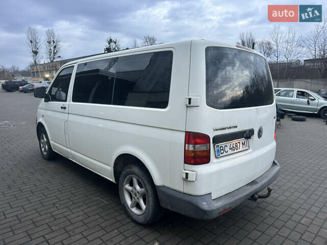Белый Фольксваген Transporter, объемом двигателя 2.46 л и пробегом 460 тыс. км за 3900 $, фото 2 на Automoto.ua