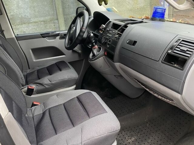 Белый Фольксваген Transporter, объемом двигателя 1.9 л и пробегом 232 тыс. км за 5999 $, фото 10 на Automoto.ua