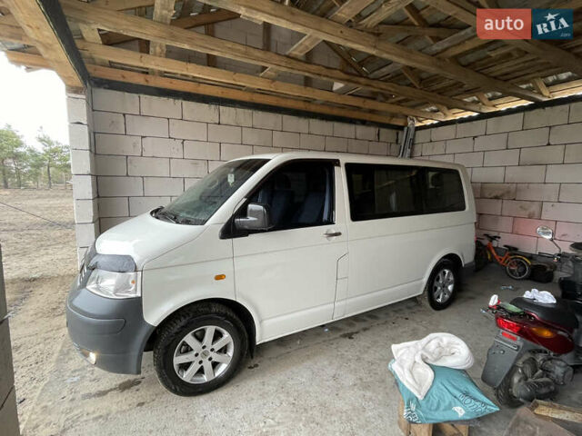 Белый Фольксваген Transporter, объемом двигателя 1.9 л и пробегом 272 тыс. км за 7500 $, фото 2 на Automoto.ua