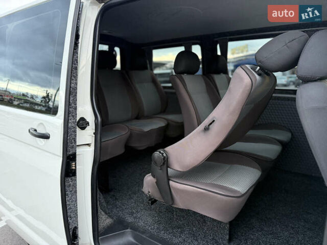 Белый Фольксваген Transporter, объемом двигателя 2.5 л и пробегом 270 тыс. км за 9800 $, фото 24 на Automoto.ua