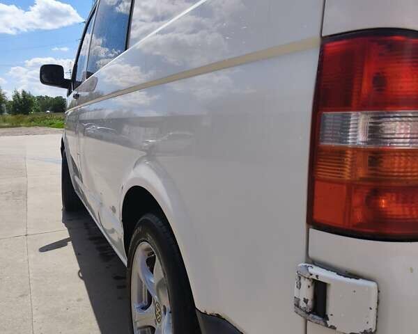Білий Фольксваген Transporter, об'ємом двигуна 2.46 л та пробігом 336 тис. км за 6700 $, фото 3 на Automoto.ua