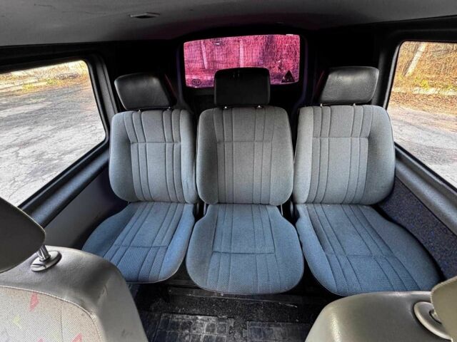 Белый Фольксваген Transporter, объемом двигателя 2.5 л и пробегом 281 тыс. км за 5990 $, фото 14 на Automoto.ua