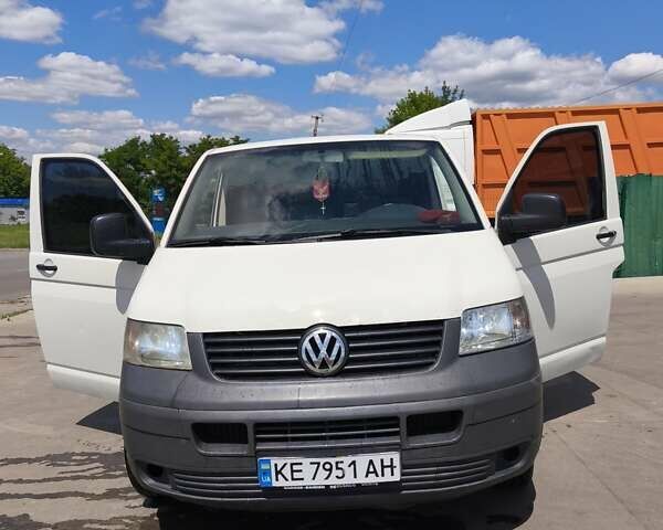 Білий Фольксваген Transporter, об'ємом двигуна 2.46 л та пробігом 336 тис. км за 6700 $, фото 7 на Automoto.ua