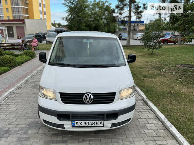 Білий Фольксваген Transporter, об'ємом двигуна 1.9 л та пробігом 373 тис. км за 7950 $, фото 6 на Automoto.ua