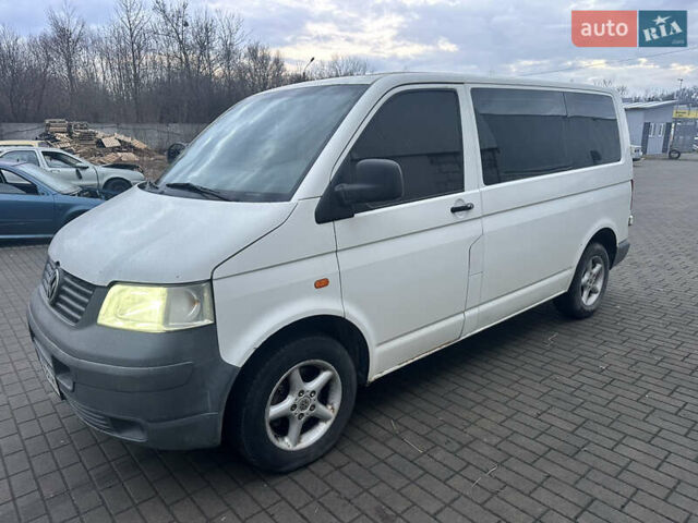 Белый Фольксваген Transporter, объемом двигателя 2.46 л и пробегом 460 тыс. км за 3900 $, фото 1 на Automoto.ua
