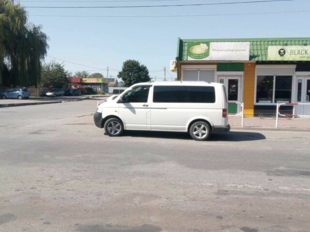 Белый Фольксваген Transporter, объемом двигателя 2.5 л и пробегом 360 тыс. км за 8300 $, фото 2 на Automoto.ua
