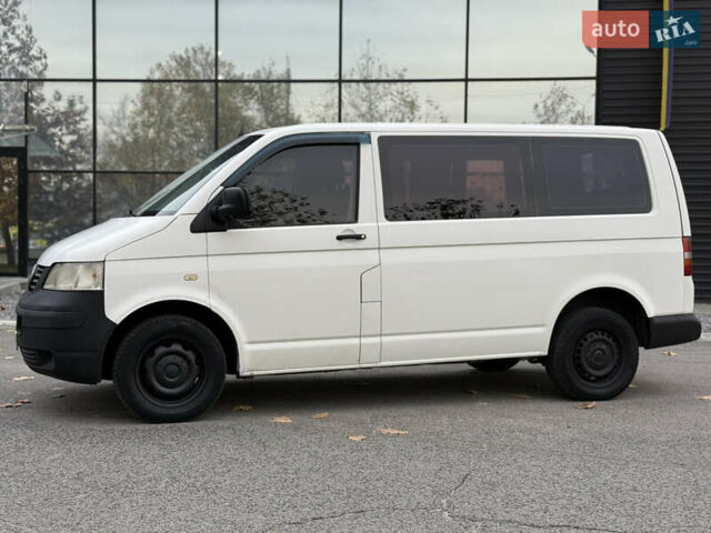 Белый Фольксваген Transporter, объемом двигателя 2.46 л и пробегом 330 тыс. км за 6500 $, фото 4 на Automoto.ua