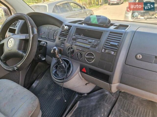 Білий Фольксваген Transporter, об'ємом двигуна 2.46 л та пробігом 374 тис. км за 7700 $, фото 6 на Automoto.ua