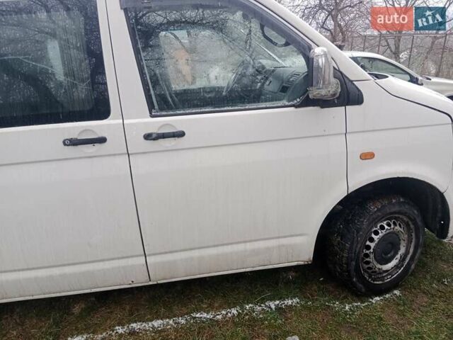 Білий Фольксваген Transporter, об'ємом двигуна 1.9 л та пробігом 235 тис. км за 5200 $, фото 5 на Automoto.ua