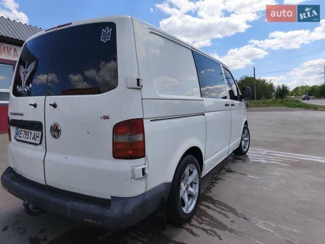 Білий Фольксваген Transporter, об'ємом двигуна 2.46 л та пробігом 336 тис. км за 6700 $, фото 4 на Automoto.ua