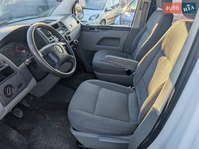 Белый Фольксваген Transporter, объемом двигателя 1.9 л и пробегом 391 тыс. км за 7550 $, фото 20 на Automoto.ua