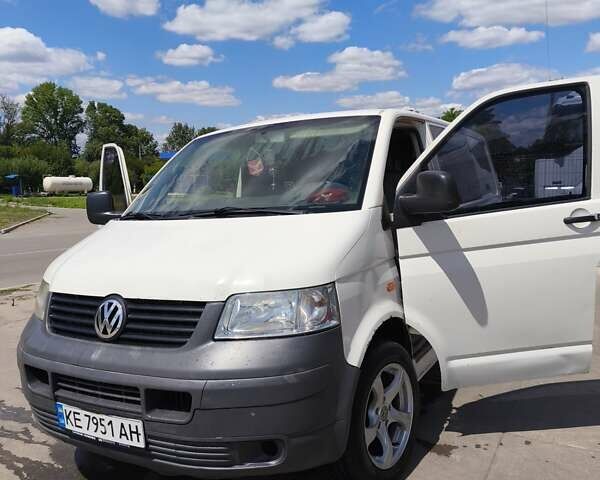 Білий Фольксваген Transporter, об'ємом двигуна 2.46 л та пробігом 336 тис. км за 6700 $, фото 9 на Automoto.ua