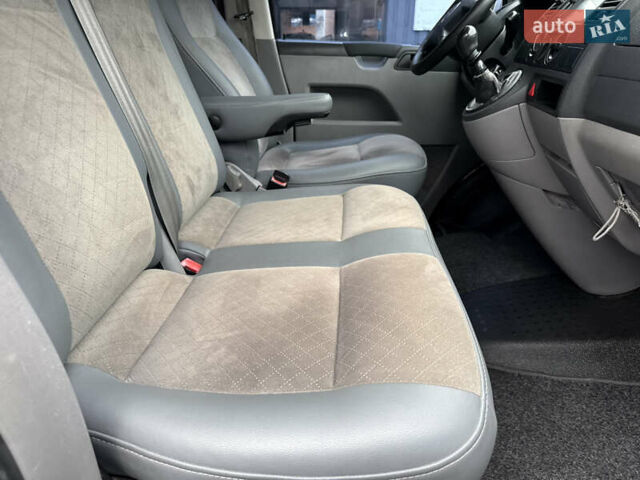 Белый Фольксваген Transporter, объемом двигателя 1.9 л и пробегом 300 тыс. км за 7700 $, фото 27 на Automoto.ua