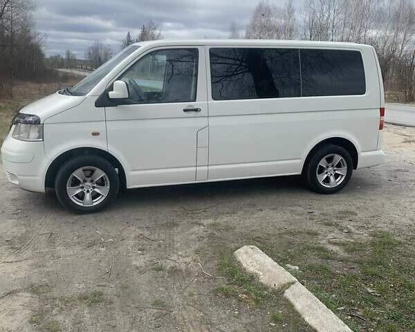 Белый Фольксваген Transporter, объемом двигателя 1.9 л и пробегом 270 тыс. км за 6999 $, фото 3 на Automoto.ua
