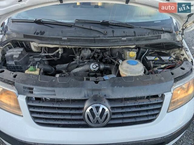 Белый Фольксваген Transporter, объемом двигателя 1.9 л и пробегом 391 тыс. км за 7550 $, фото 39 на Automoto.ua
