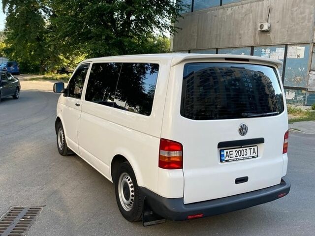 Белый Фольксваген Transporter, объемом двигателя 1.9 л и пробегом 590 тыс. км за 9000 $, фото 4 на Automoto.ua