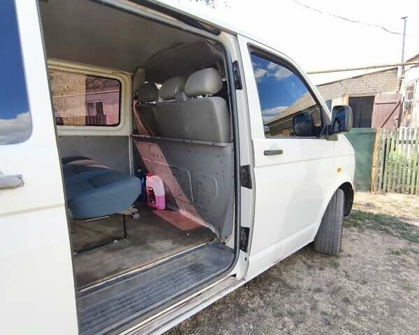 Білий Фольксваген Transporter, об'ємом двигуна 2.46 л та пробігом 336 тис. км за 6700 $, фото 17 на Automoto.ua