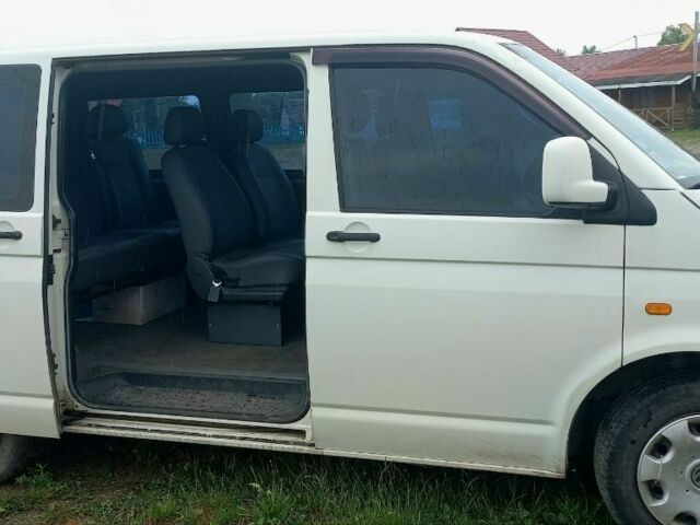 Білий Фольксваген Transporter, об'ємом двигуна 1.9 л та пробігом 300 тис. км за 5838 $, фото 5 на Automoto.ua
