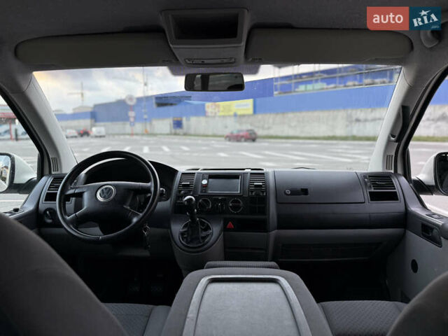 Белый Фольксваген Transporter, объемом двигателя 2.5 л и пробегом 270 тыс. км за 9800 $, фото 19 на Automoto.ua