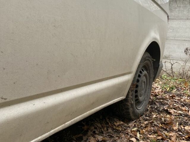 Белый Фольксваген Transporter, объемом двигателя 1.9 л и пробегом 232 тыс. км за 5999 $, фото 7 на Automoto.ua