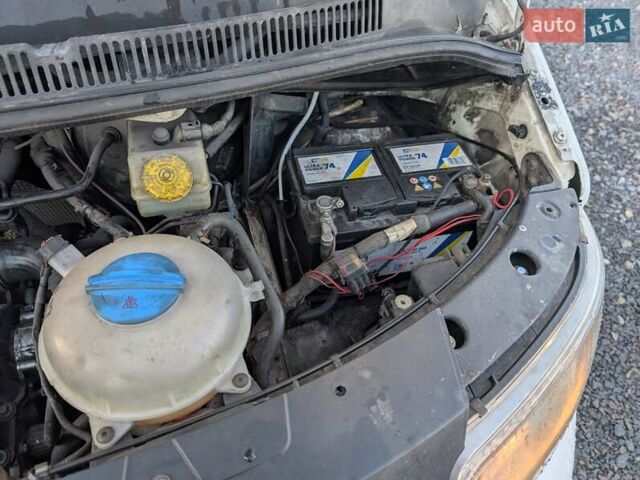 Белый Фольксваген Transporter, объемом двигателя 1.9 л и пробегом 391 тыс. км за 7550 $, фото 42 на Automoto.ua