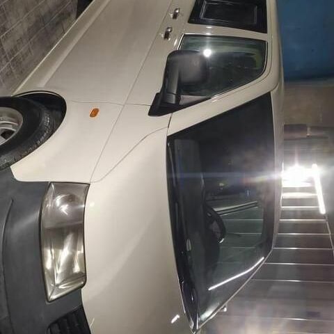 Белый Фольксваген Transporter, объемом двигателя 2.5 л и пробегом 370 тыс. км за 4020 $, фото 3 на Automoto.ua