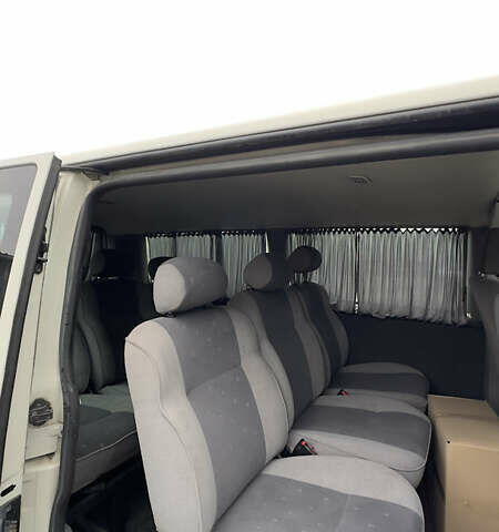 Белый Фольксваген Transporter, объемом двигателя 2.5 л и пробегом 287 тыс. км за 7800 $, фото 21 на Automoto.ua