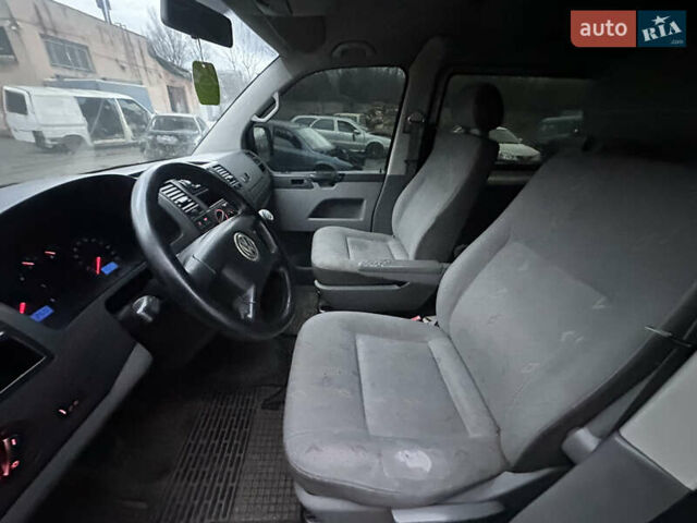 Белый Фольксваген Transporter, объемом двигателя 2.46 л и пробегом 460 тыс. км за 3900 $, фото 9 на Automoto.ua