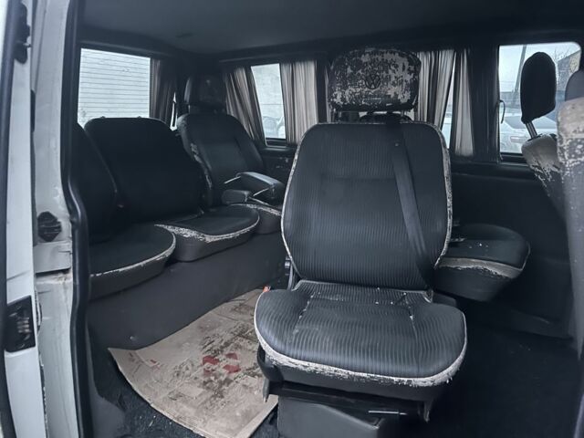 Белый Фольксваген Transporter, объемом двигателя 1.9 л и пробегом 433 тыс. км за 3350 $, фото 7 на Automoto.ua