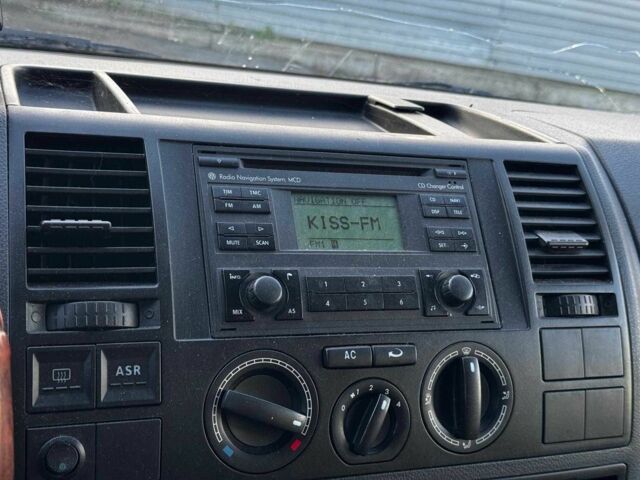 Белый Фольксваген Transporter, объемом двигателя 2.5 л и пробегом 281 тыс. км за 5990 $, фото 12 на Automoto.ua