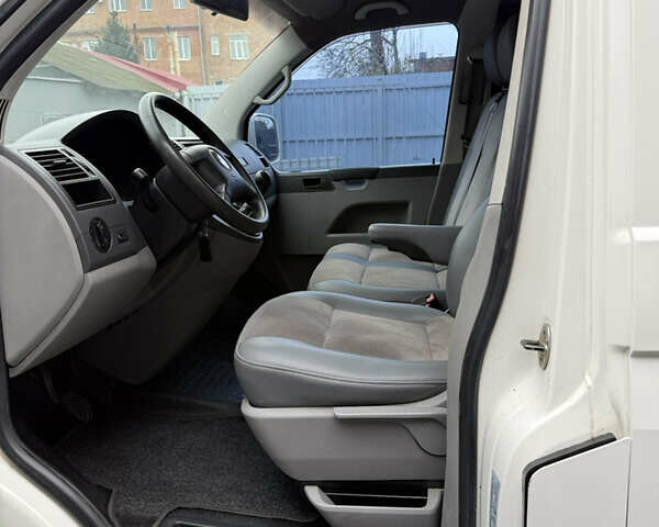 Белый Фольксваген Transporter, объемом двигателя 1.9 л и пробегом 300 тыс. км за 7700 $, фото 15 на Automoto.ua