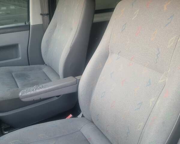 Білий Фольксваген Transporter, об'ємом двигуна 2.46 л та пробігом 460 тис. км за 6900 $, фото 10 на Automoto.ua