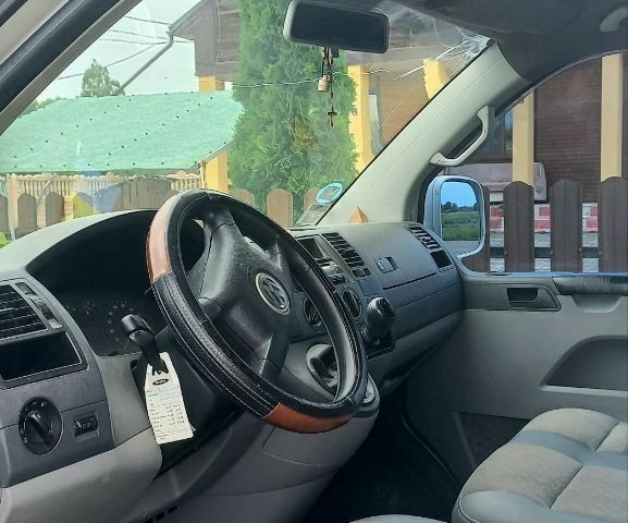 Білий Фольксваген Transporter, об'ємом двигуна 1.9 л та пробігом 300 тис. км за 5838 $, фото 3 на Automoto.ua