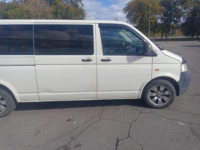 Білий Фольксваген Transporter, об'ємом двигуна 2.5 л та пробігом 320 тис. км за 4000 $, фото 4 на Automoto.ua