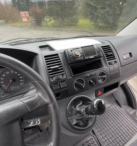 Белый Фольксваген Transporter, объемом двигателя 2.5 л и пробегом 287 тыс. км за 7800 $, фото 28 на Automoto.ua