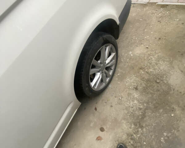 Белый Фольксваген Transporter, объемом двигателя 2.46 л и пробегом 325 тыс. км за 7300 $, фото 1 на Automoto.ua