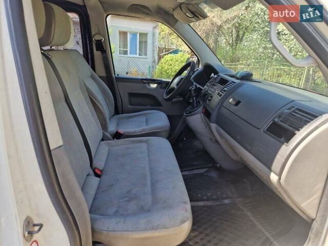 Білий Фольксваген Transporter, об'ємом двигуна 2.46 л та пробігом 374 тис. км за 7700 $, фото 7 на Automoto.ua