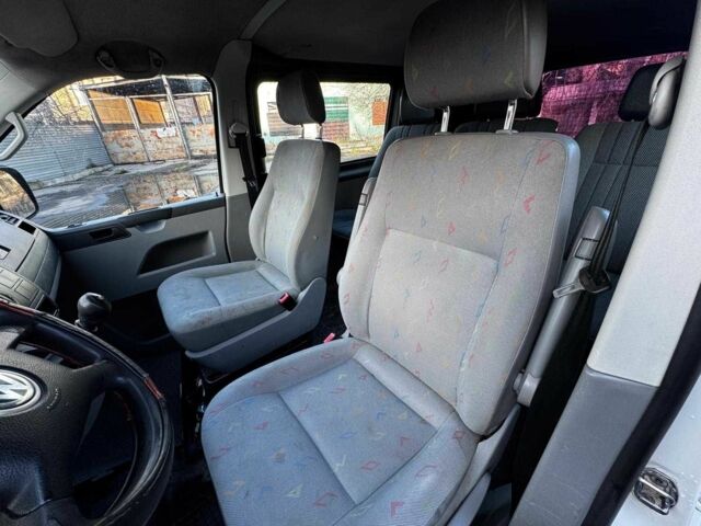 Белый Фольксваген Transporter, объемом двигателя 2.5 л и пробегом 281 тыс. км за 5990 $, фото 13 на Automoto.ua